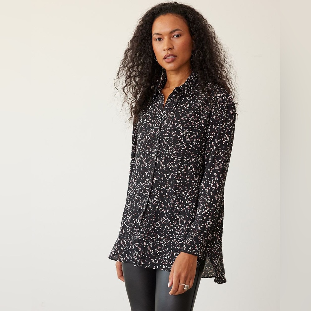 Buttoned Down Long Sleeve Crepe Blouse Size Small
